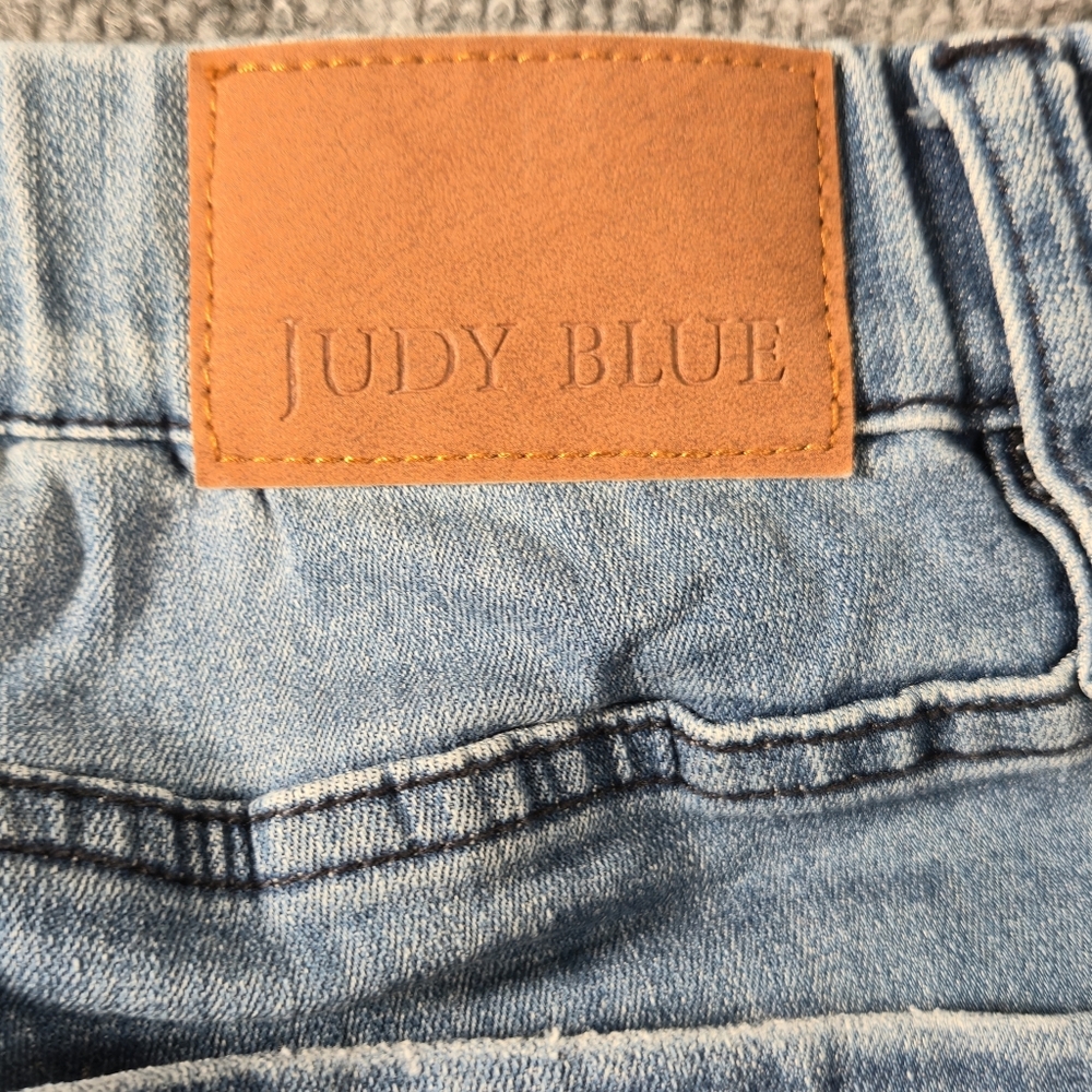 Judy Blue Pull On Raw Hem Skinny Jeans - 16W - Picture 10 of 12
